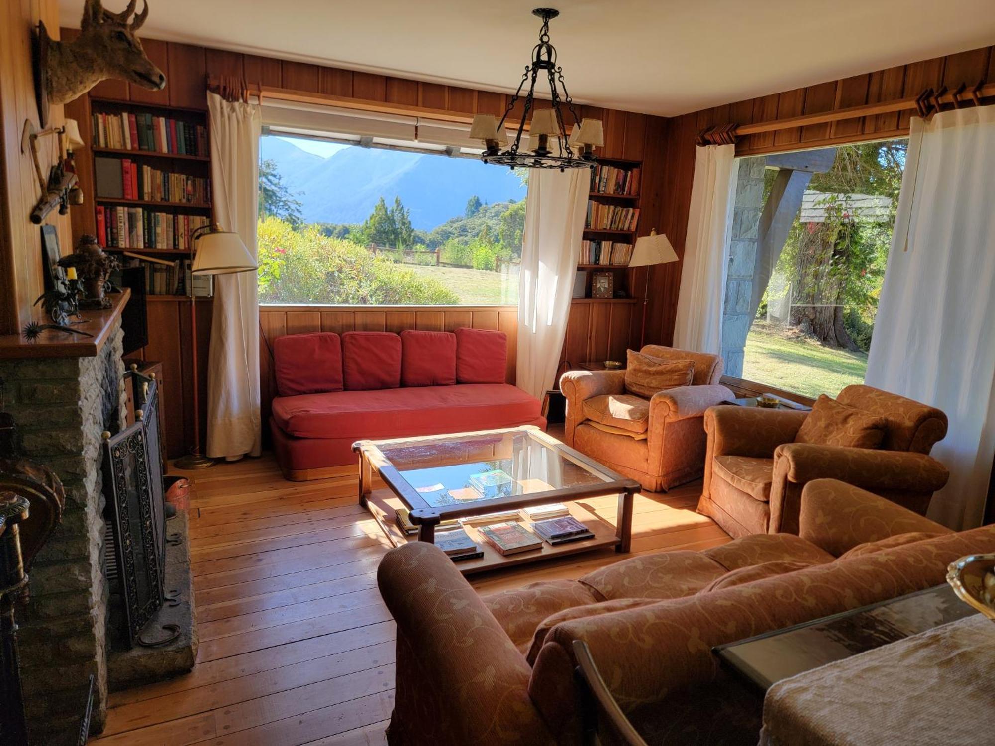 Tres Amapolas Llao Llao Bed and breakfast